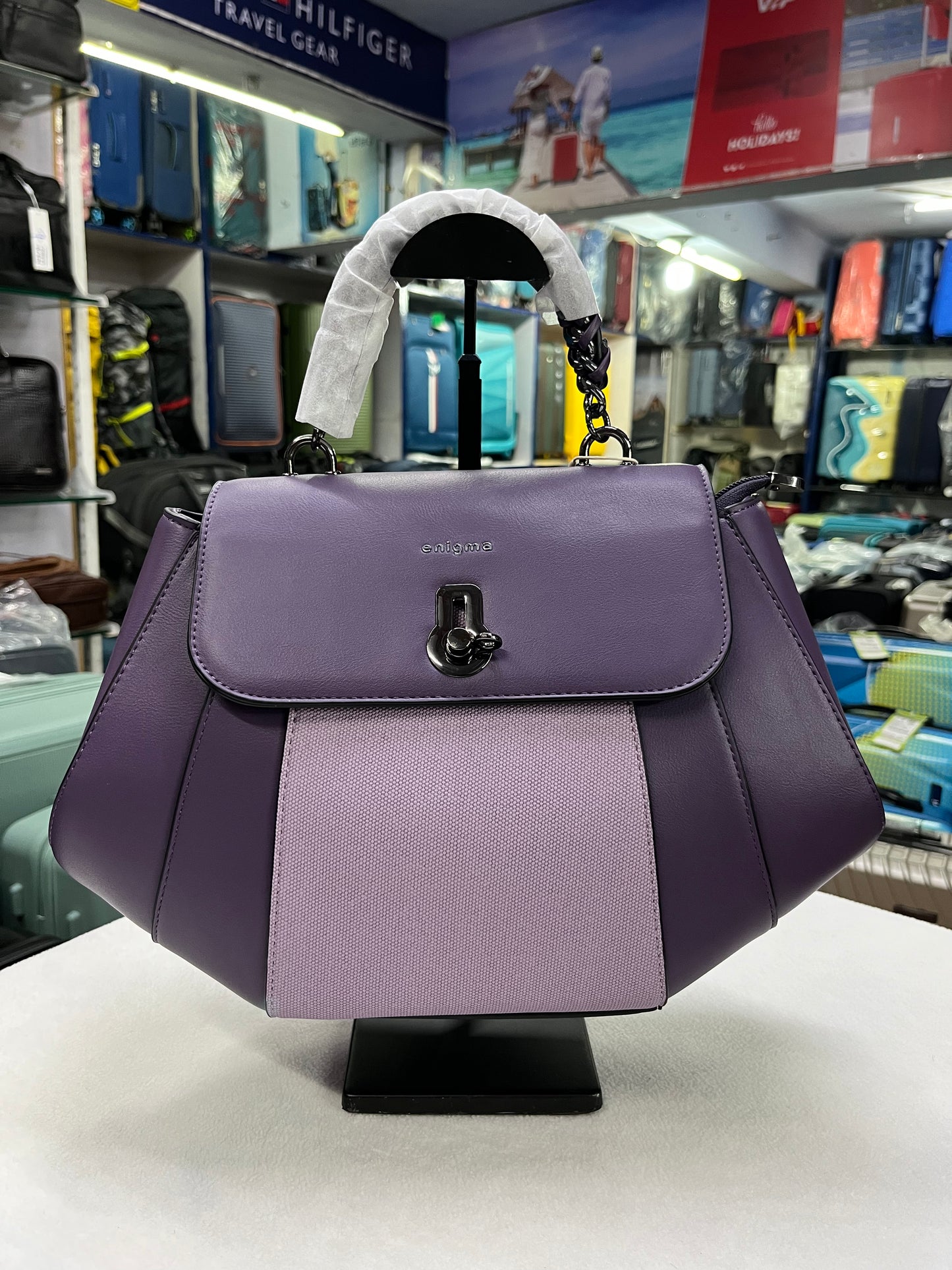 Enigma Handbag 302