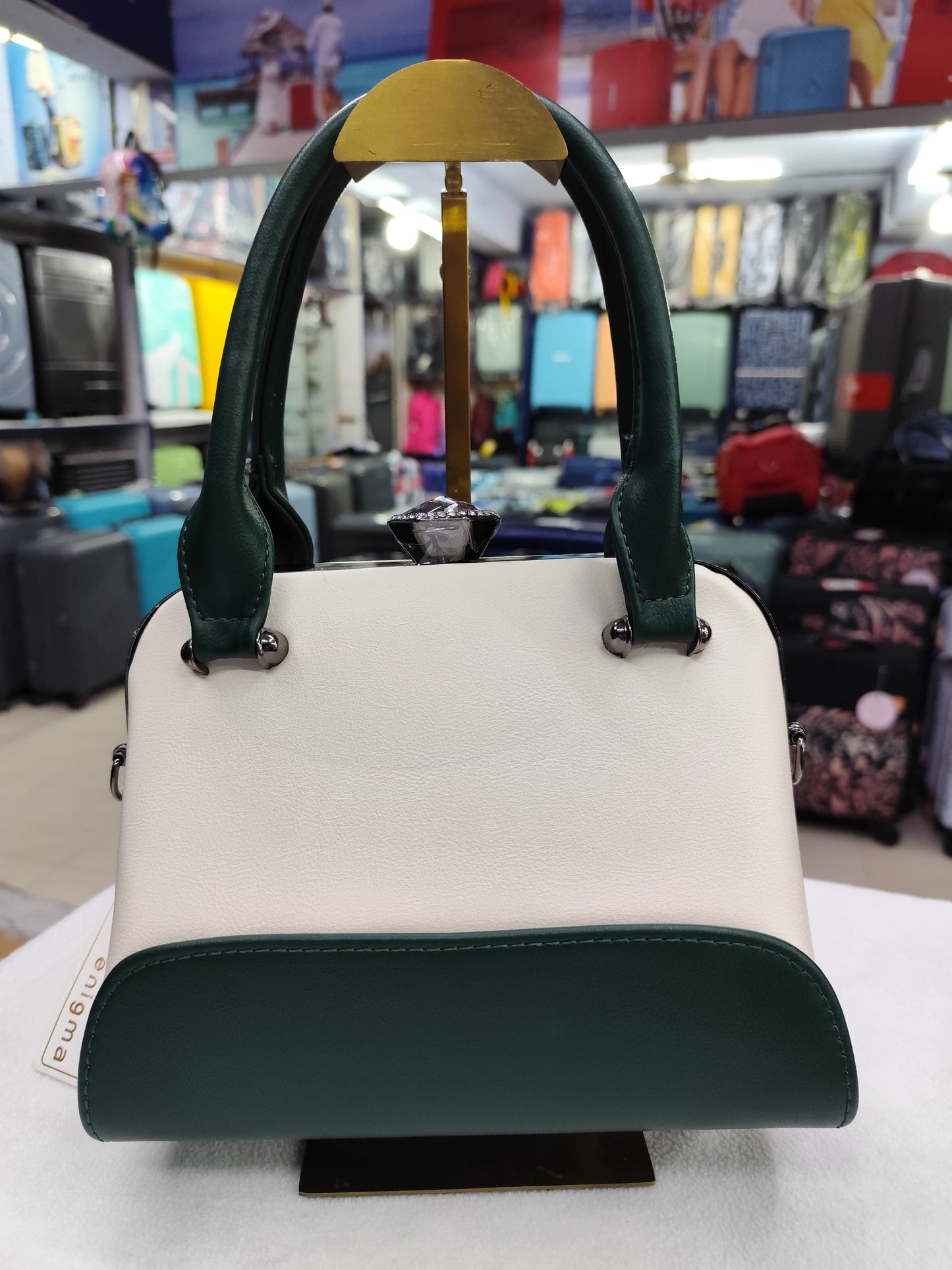 Hand Purse E2521