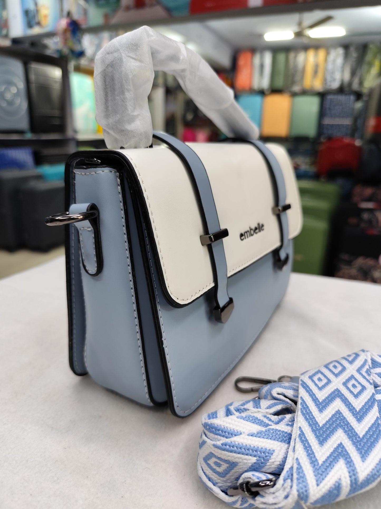 Hand Purse EMB 2528