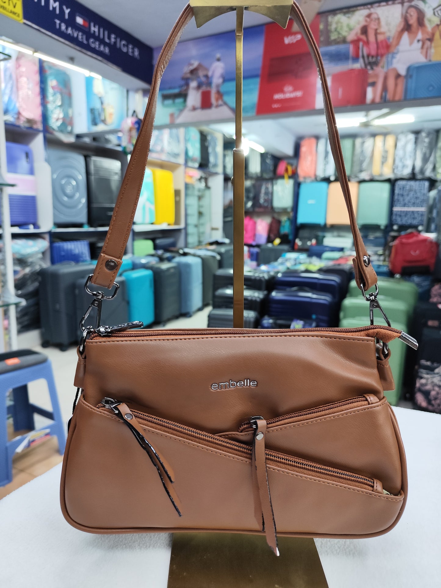 Sling Bag EMB 2175