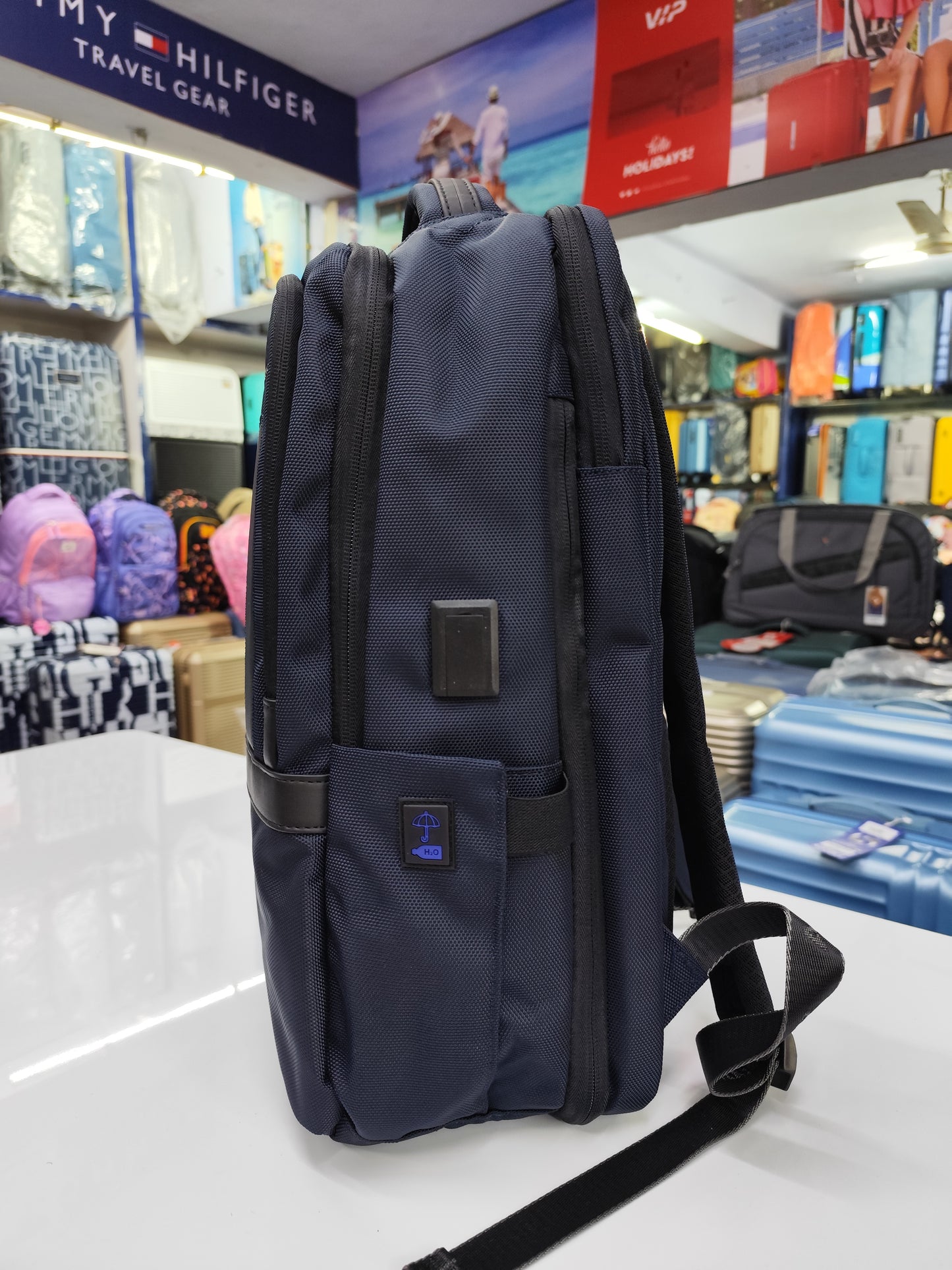 AG Executive Backpack 490
