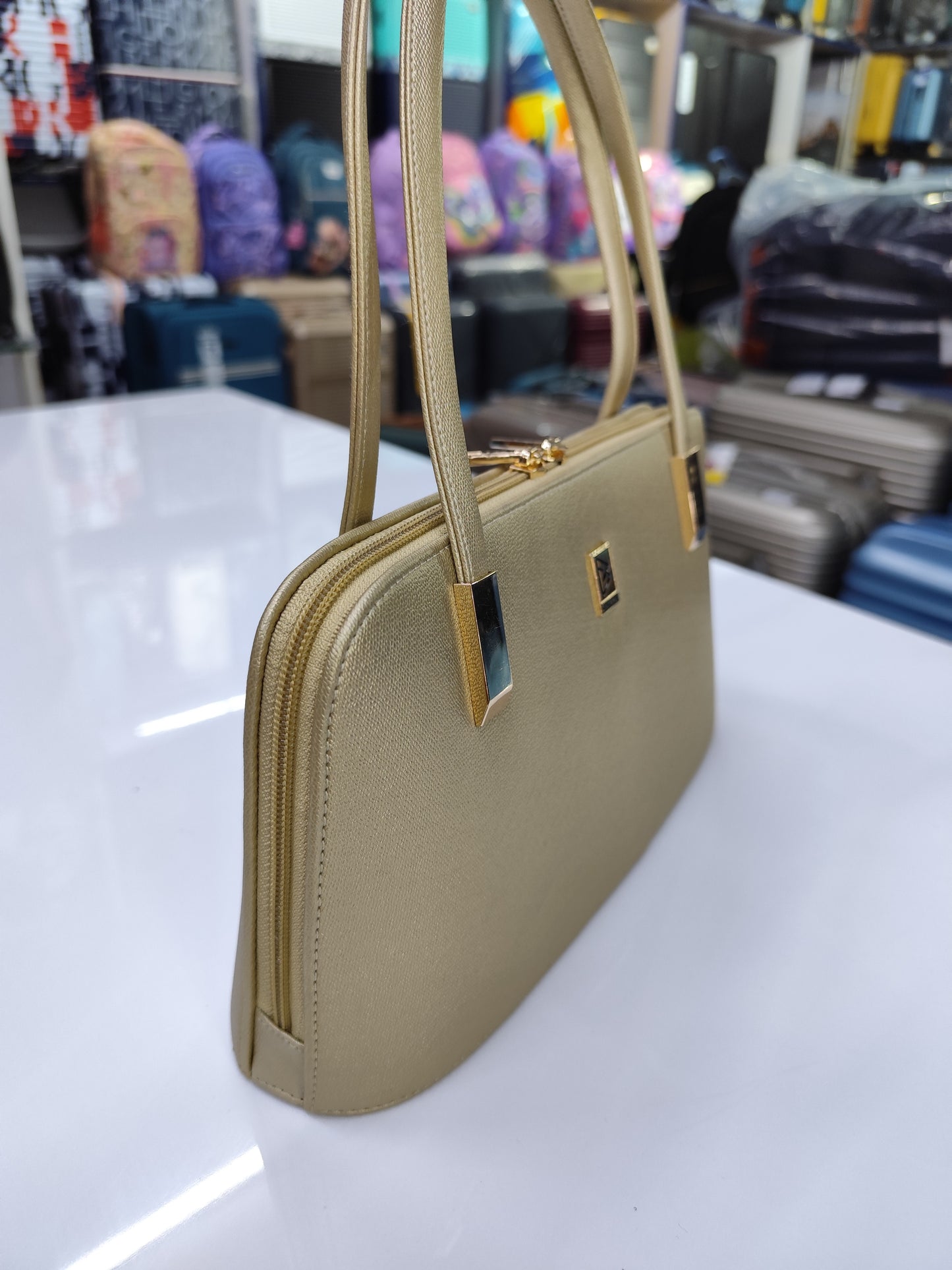 Elegant Women's Handbag
