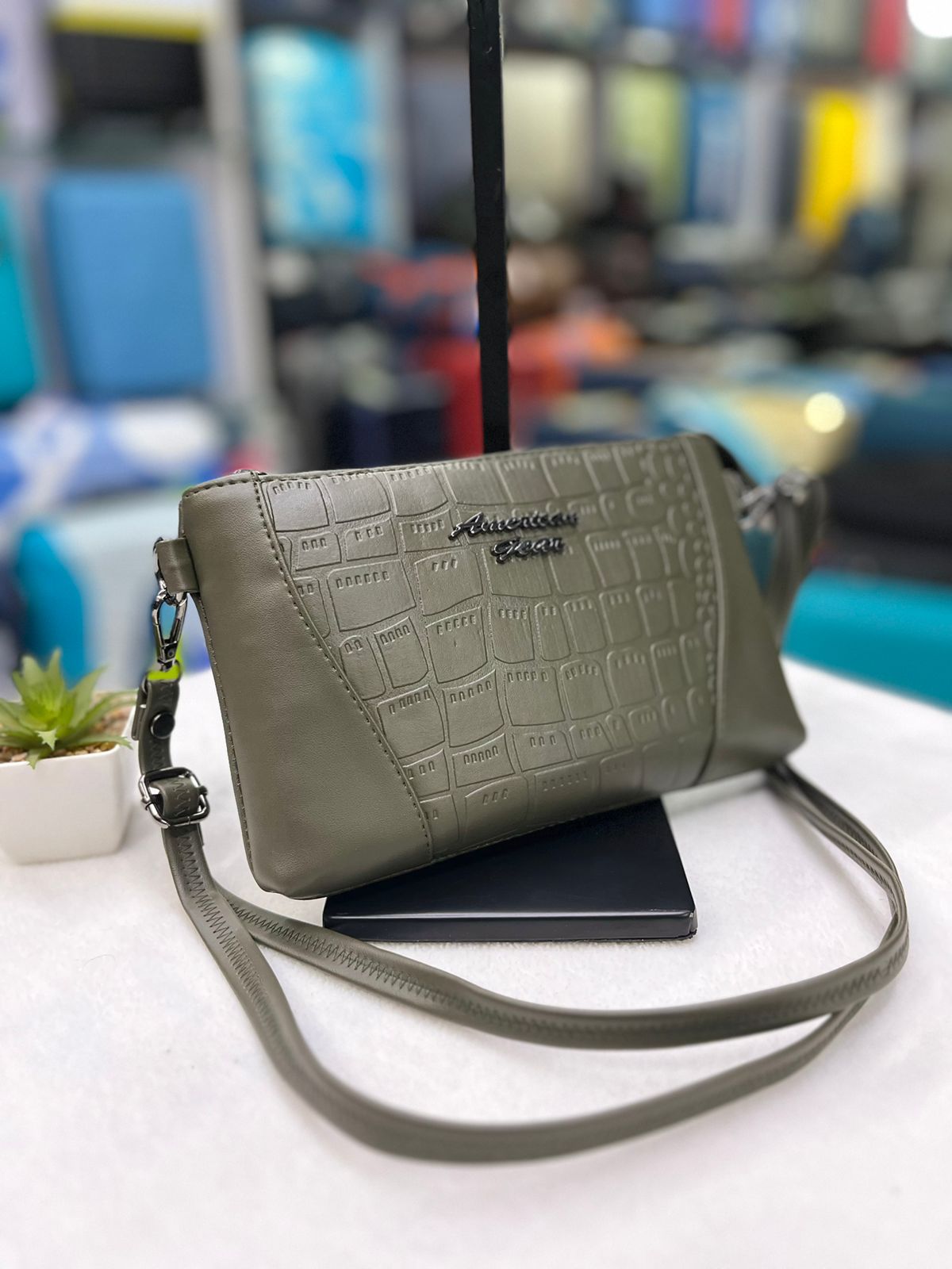 Sling Bag 051