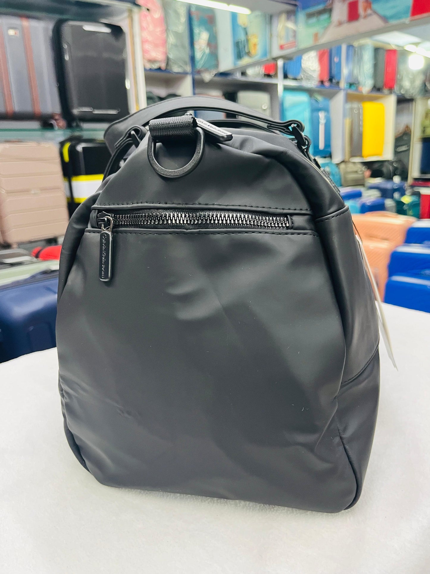 Calvin Klein Air Bag Black