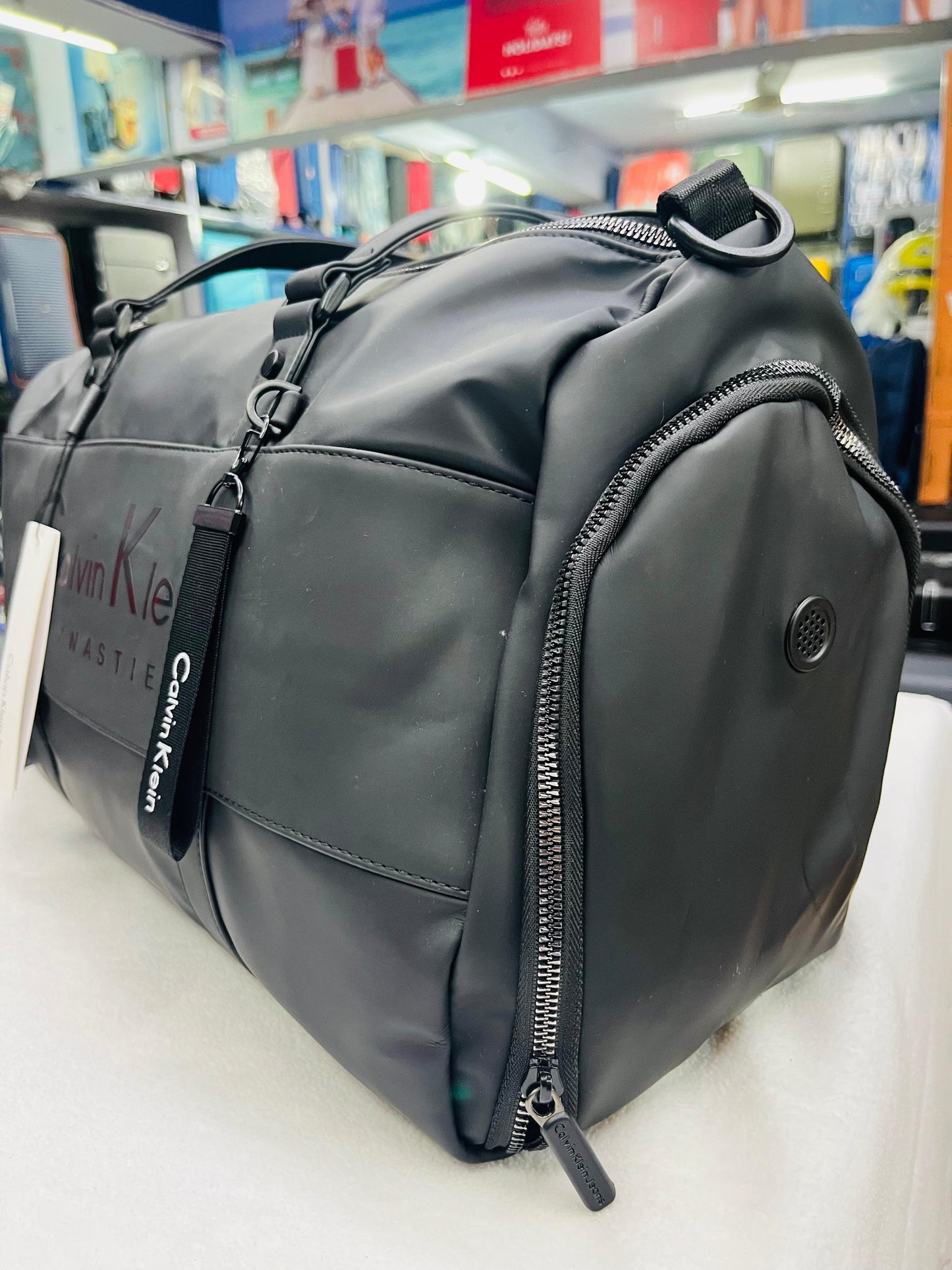 Calvin Klein Air Bag Black