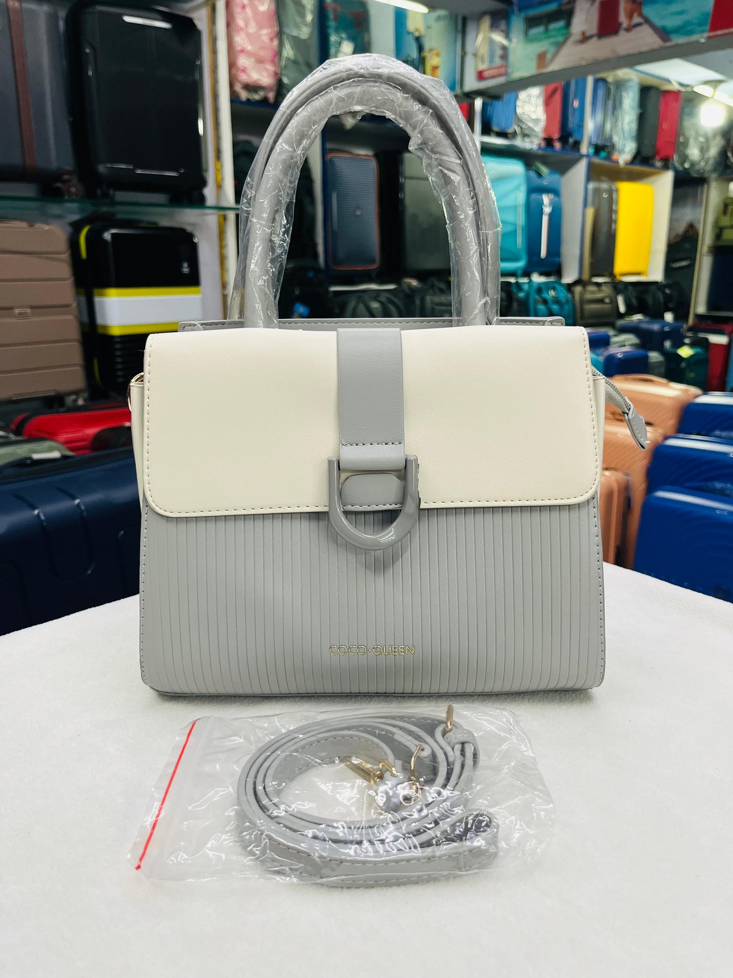 Hand Purse P006.1