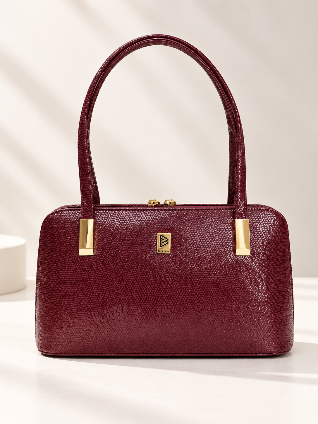 Elegant Women's Handbag HK02